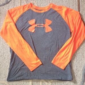 4 For $5 Under Armour Charcoal and Neon Orange Long Sleeve Tee